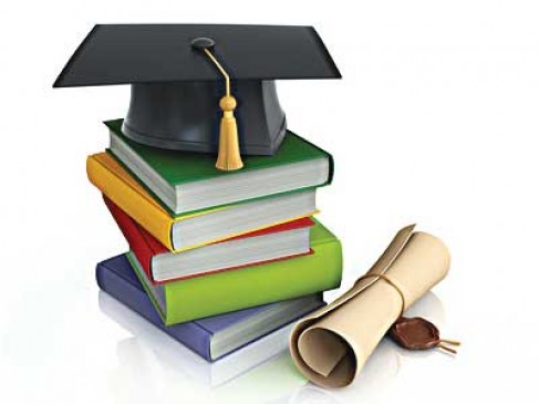 two sisters at Kurkheda in Gadchiroli district persuaded their parents to get education