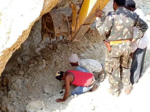 Four women killed including teenager in mine due to negligence of administration
