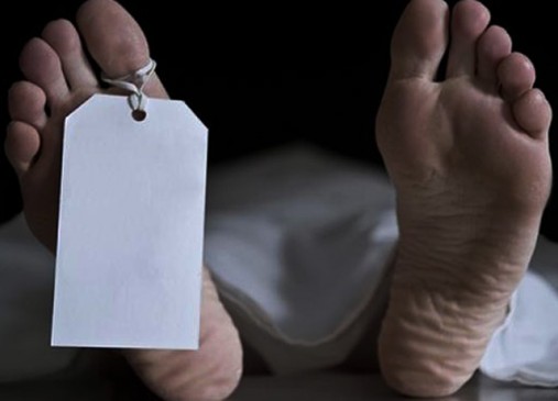 a man killed his neighbor woman after insulting in mumbai city