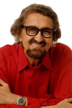 Renowned celebrity artist Alyque Padamsee died on Saturday in Mumbai