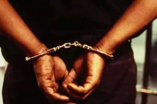 One person who theft for  his girlfriend arrested  in Nagpur