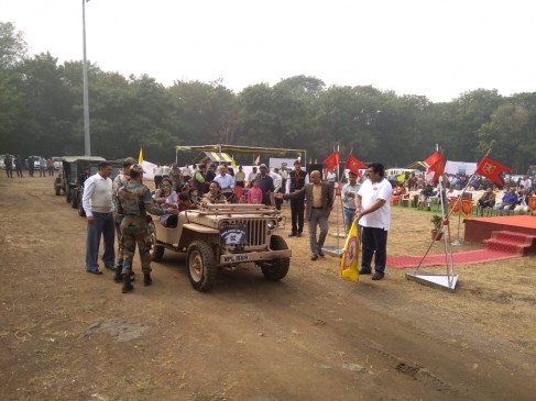 70 year old Vintage cars on road, rally organised in orange city