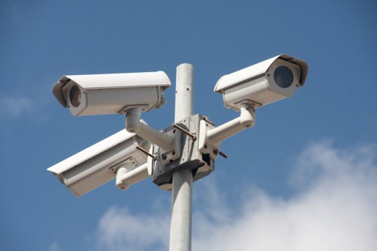 चंदे के पैसे से लगाए 8 CCTV कैमरे, अब सोते हैं चैन की नींद- रहती हर गतिविधी पर नजर