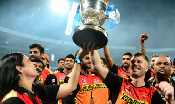 IPL AUCTION : वरुण, उनादकट बिके सबसे महंगे, यहां पढ़ें पूरा लेखा-जोखा IPL AUCTION : वरुण, उनादकट बिके सबसे महंगे, यहां पढ़ें पूरा लेखा-जोखा