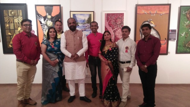 नागपुर के चित्रकारों की दिल्ली में चित्र प्रदर्शनी, दर्शकों को आ रही पसंद