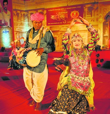 आरेंज सिटी  में राजस्थानी संस्कृति की झलक,  105 कलाकारों ने  पेश किए नृत्य