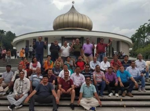 The employees of the West Central Railway, went to Singapore-Malaysia trip