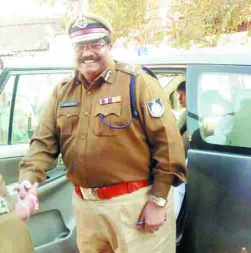 Wanted dacoits starts hiding in the forest after the action of IG