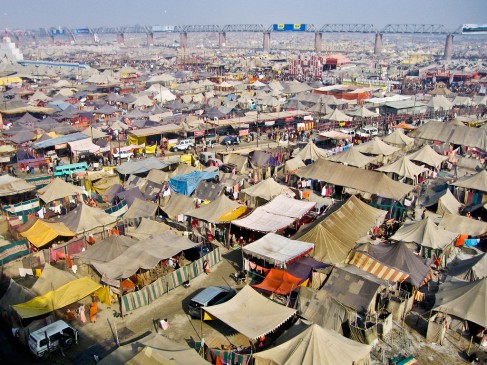 कुंभ 2019 : श्रद्धालुओं के स्वागत को तैयार प्रयागराज कुंभ 2019 : श्रद्धालुओं के स्वागत को तैयार प्रयागराज