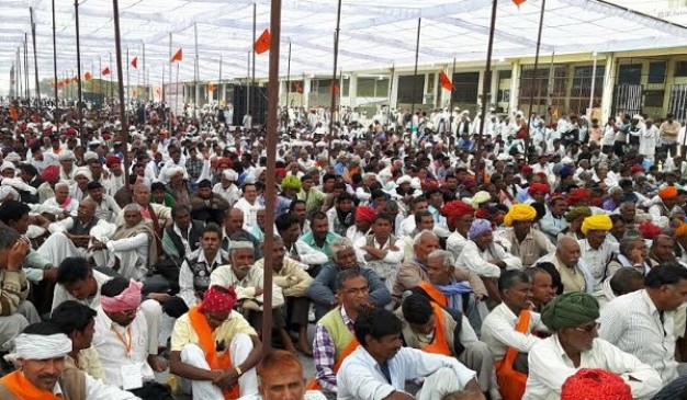 BJPs Kisan Morcha in Gorakhpur, 1000 farmers will join to Maharashtra
