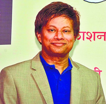 Thanedar express his real life experiences with the audiences