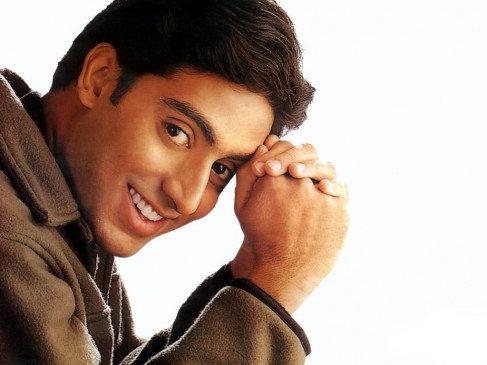 BDAY SPL: जूनियर बच्चन की बॉलीवुड में एंट्री से डरने लगे थे ये सितारे, बचपन में हो चुके हैं इस बीमारी का शिकार BDAY SPL: जूनियर बच्चन की बॉलीवुड में एंट्री से डरने लगे थे ये सितारे, बचपन में हो चुके हैं इस बीमारी का शिकार