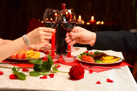 VALENTINES WEEK 2019: अपने पार्टनर को बताएं, वे हैं उनके लिए सबसे खास VALENTINES WEEK 2019: अपने पार्टनर को बताएं, वे हैं उनके लिए सबसे खास