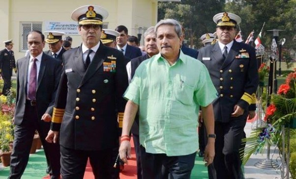 तस्वीरों में देखिए गोवा के मुख्यमंत्री मनोहर पर्रिकर का राजनीतिक सफर तस्वीरों में देखिए गोवा के मुख्यमंत्री मनोहर पर्रिकर का राजनीतिक सफर