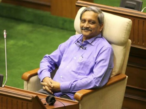 तस्वीरों में देखिए गोवा के मुख्यमंत्री मनोहर पर्रिकर का राजनीतिक सफर तस्वीरों में देखिए गोवा के मुख्यमंत्री मनोहर पर्रिकर का राजनीतिक सफर