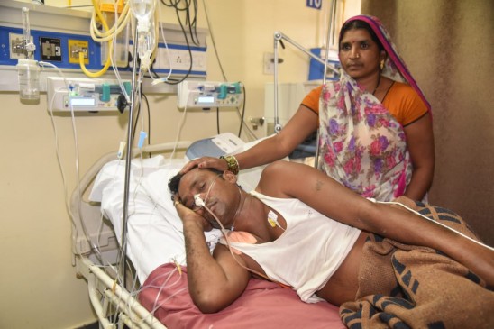 कर्ज माफ न होने से किसान ने खाया जहर, ओले पड़ने से फसल भी हुई नष्ट