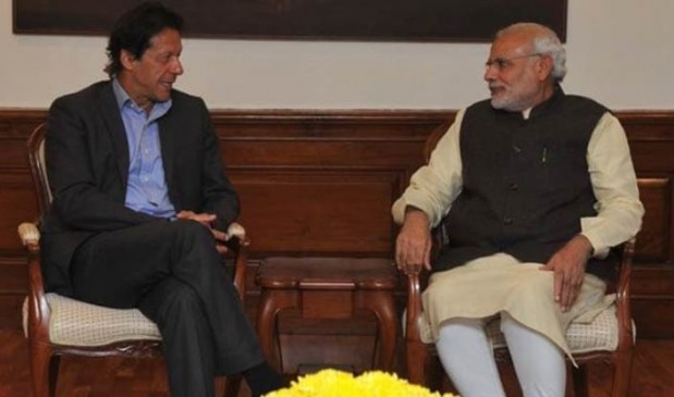 पाक नेशनल डे पर पीएम मोदी का इमरान को संदेश, कांग्रेस ने उठाए सवाल