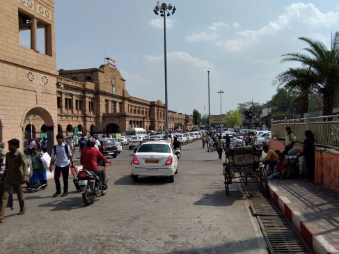 नागपुर रेलवे स्टेशन पर बनेगा वर्टिकल गार्डन