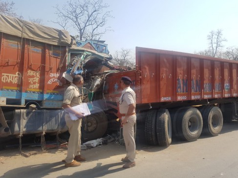Uncontrolled truck collided with another truck on road, driver died