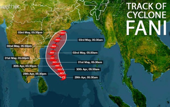 Extremely Severe Cyclone में बदला फानी, 3 मई को टकराएगा ओडिशा तट से, नौसना तैयार