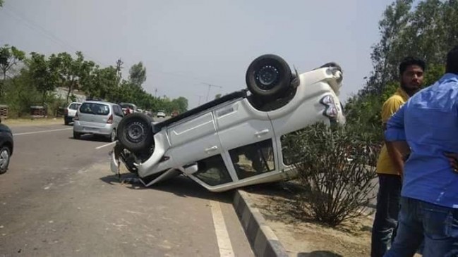 रायबरेली से कांग्रेस विधायक अदिति सिंह के काफिले पर फायरिंग, तीन गड़ियां पलटीं रायबरेली से कांग्रेस विधायक अदिति सिंह के काफिले पर फायरिंग, तीन गड़ियां पलटीं