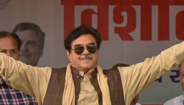 चुनावी मैदान में उतरे थे ये एक्टर्स, 23 मई को होगा इनकी किस्मत का फैसला चुनावी मैदान में उतरे थे ये एक्टर्स, 23 मई को होगा इनकी किस्मत का फैसला