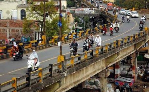 Four lane will be made for breaking panchpaoli flyover,