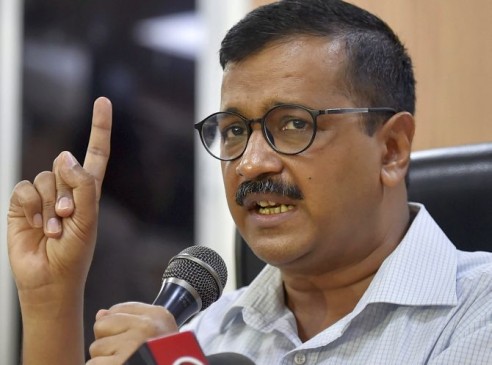 करारी हार के बाद कार्यकर्ताओं से बोले केजरीवाल, कॉलर ऊपर कर लोगों के बीच जाएं करारी हार के बाद कार्यकर्ताओं से बोले केजरीवाल, कॉलर ऊपर कर लोगों के बीच जाएं