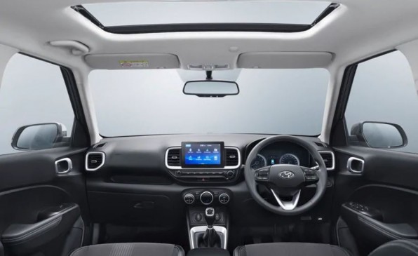 Hyundai Venue भारत में हुई लॉन्च, जानें फीचर्स और कीमत Hyundai Venue भारत में हुई लॉन्च, जानें फीचर्स और कीमत