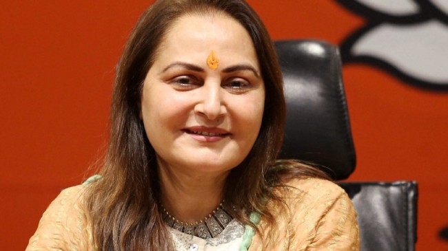 चुनावी मैदान में उतरे थे ये एक्टर्स, 23 मई को होगा इनकी किस्मत का फैसला चुनावी मैदान में उतरे थे ये एक्टर्स, 23 मई को होगा इनकी किस्मत का फैसला