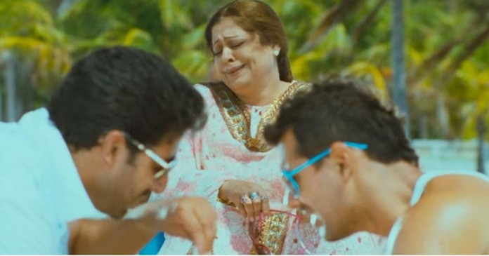 Mother's day: हंसी, खुशी और इमोशन भरे इन गानों में झलकता है मां का प्यार Mother's day: हंसी, खुशी और इमोशन भरे इन गानों में झलकता है मां का प्यार
