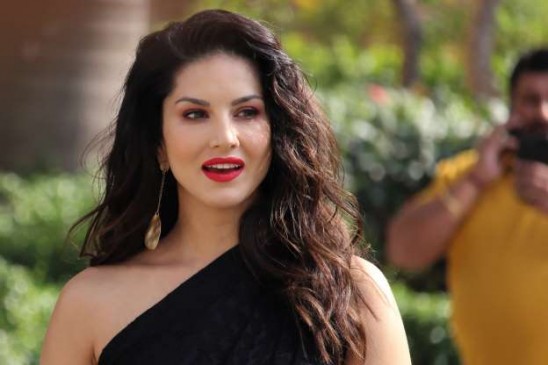 Sunny Leone's Birthday: अपनी बोल्ड इमेज के लिए फेमस सनी, निजी जीवन में है बहुत दयालु Sunny Leone's Birthday: अपनी बोल्ड इमेज के लिए फेमस सनी, निजी जीवन में है बहुत दयालु