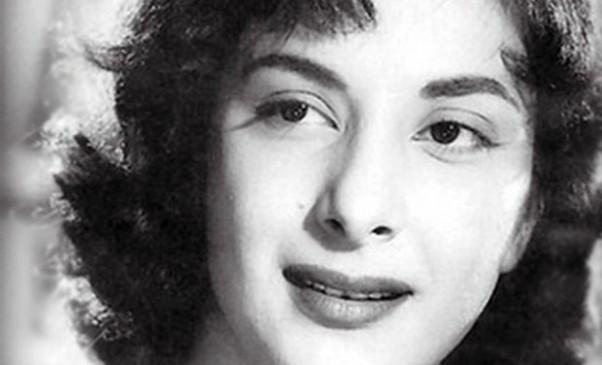 Nargis Birthday: किसी फिल्मी लव स्टोरी से कम नहीं थी नरगिस और सुनील दत्त की प्रेम कहानी Nargis Birthday: किसी फिल्मी लव स्टोरी से कम नहीं थी नरगिस और सुनील दत्त की प्रेम कहानी