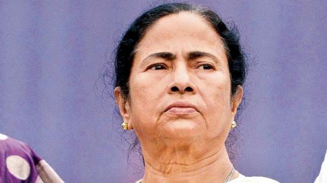 ममता सरकार 70% मुस्लिम छात्रों वाले स्कूलों में बनाएगी डाइनिंग हॉल, BJP ने कहा भेदभाव