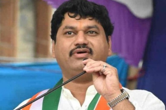 Due to political rivalry misleading to court -  Dhananjay munde
