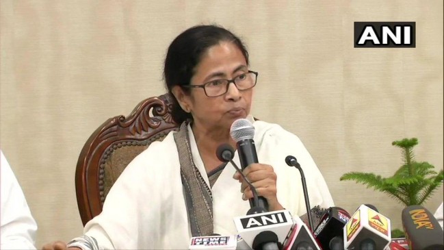 ममता से मिलने के बाद डॉक्टरों ने खत्म की स्ट्राइक, नए सुरक्षा उपायों का मिला आश्वासन