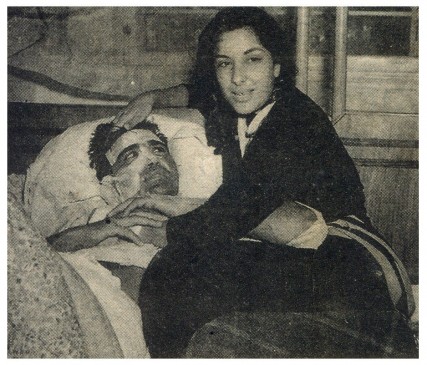 Nargis Birthday: किसी फिल्मी लव स्टोरी से कम नहीं थी नरगिस और सुनील दत्त की प्रेम कहानी Nargis Birthday: किसी फिल्मी लव स्टोरी से कम नहीं थी नरगिस और सुनील दत्त की प्रेम कहानी