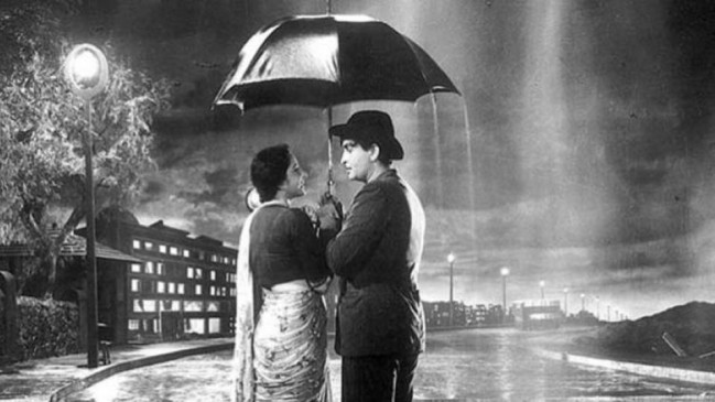 Nargis Birthday: किसी फिल्मी लव स्टोरी से कम नहीं थी नरगिस और सुनील दत्त की प्रेम कहानी Nargis Birthday: किसी फिल्मी लव स्टोरी से कम नहीं थी नरगिस और सुनील दत्त की प्रेम कहानी