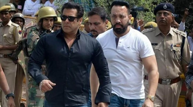 बॉलीवुड सुपरस्टार के इन बॉडीगार्ड की फीस सुनकर रह जाएंगे हैरान! बॉलीवुड सुपरस्टार के इन बॉडीगार्ड की फीस सुनकर रह जाएंगे हैरान!