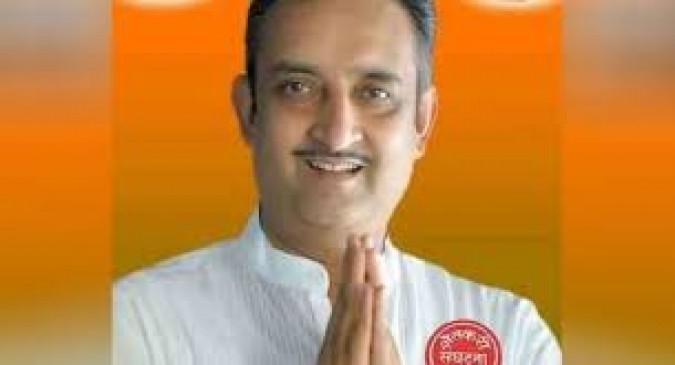 Suspension back of paricharak - used abusive remarks for wives of soldiers