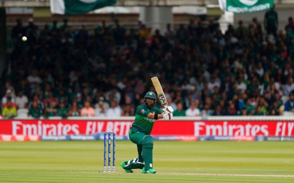 World Cup 2019 : पाक ने अफगान को 3 विकेट से हराया, सेमीफाइनल में पहुंचने की उम्मीदें कायम World Cup 2019 : पाक ने अफगान को 3 विकेट से हराया, सेमीफाइनल में पहुंचने की उम्मीदें कायम