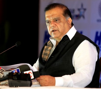 Batra accused the CAG of not handling the national sport issue properly