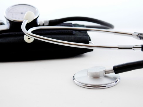 Jharkhand: Written condom for the abdominal pain on the prescription, around the doctors check