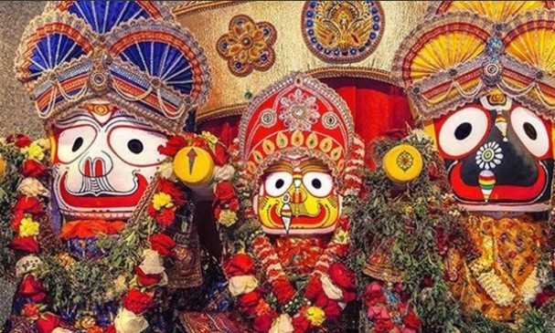 पुरी में धूमधाम से निकाली गई भगवान श्री जगन्नाथ की भव्य रथ यात्रा, गूंजे जयकारे