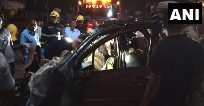 पुणे में भीषण सड़क हादसा, ट्रक और कार की टक्कर में 9 लोगों की मौत पुणे में भीषण सड़क हादसा, ट्रक और कार की टक्कर में 9 लोगों की मौत