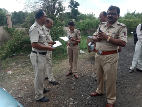 One lady died in road accident and young man injured, admitted in hospital