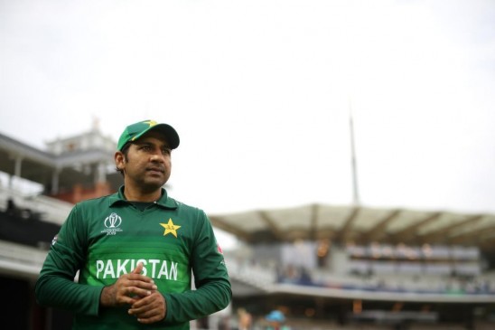 PCB to remove Sarfaraz as captain of Test team