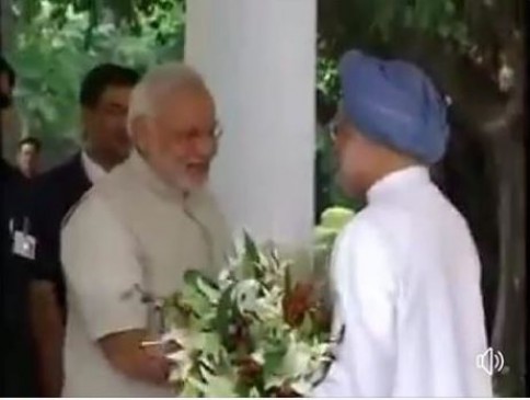 Fake News: क्या जीडीपी पर चर्चा के लिए पूर्व पीएम मनमोहन सिंह से मिले नरेंद्र मोदी ?