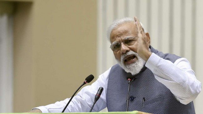 मोदी दुनिया में सबसे ज्यादा पसंद किए जाने वाले भारतीय, अमिताभ सेकंड नंबर पर