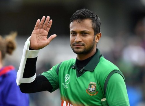 World Cup 2019: रोहित ने जीता गोल्डन बैट अवॉर्ड, विलियम्सन मैन ऑफ द टूर्नामेंट World Cup 2019: रोहित ने जीता गोल्डन बैट अवॉर्ड, विलियम्सन मैन ऑफ द टूर्नामेंट